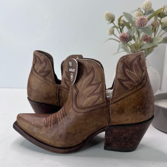 Ariat Hazel Western Boots Naturally Distressed Snip Toe Brown Womens 6.5B NWOB - Picture 7 of 9